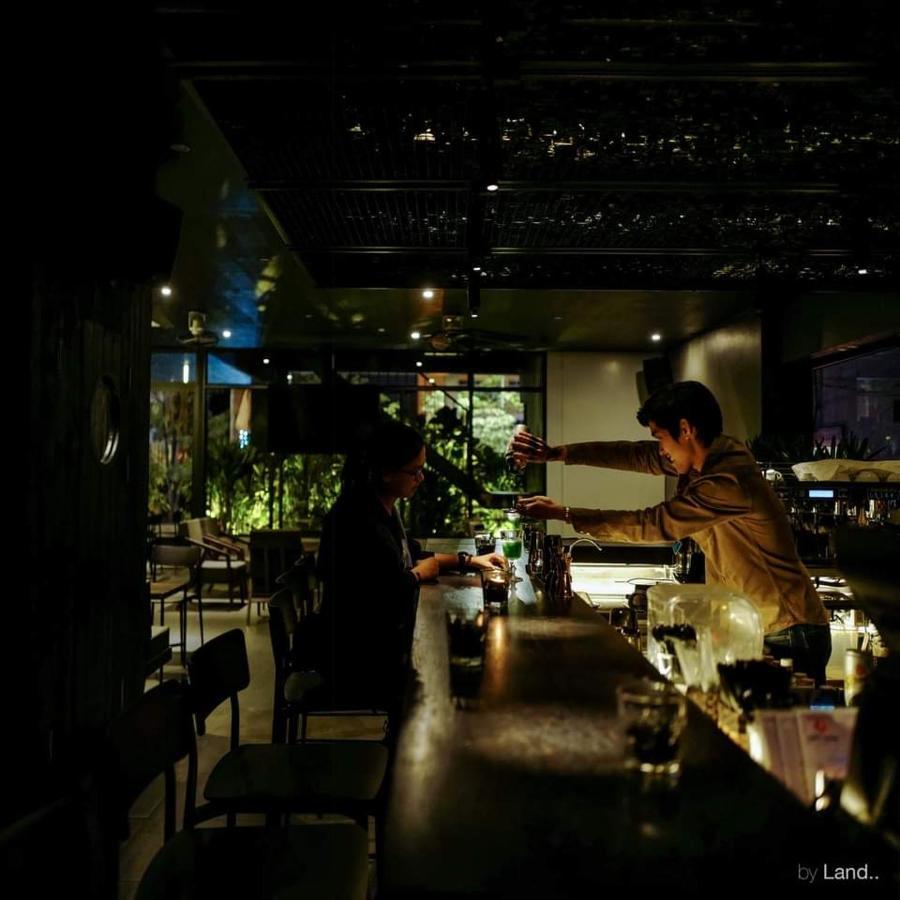 Luffy Hotel Uong Bi Bagian luar foto